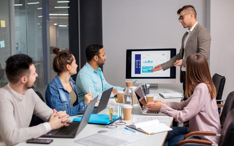 SMB Vs Mid Market Vs Enterprise Onboarding: Key Differences